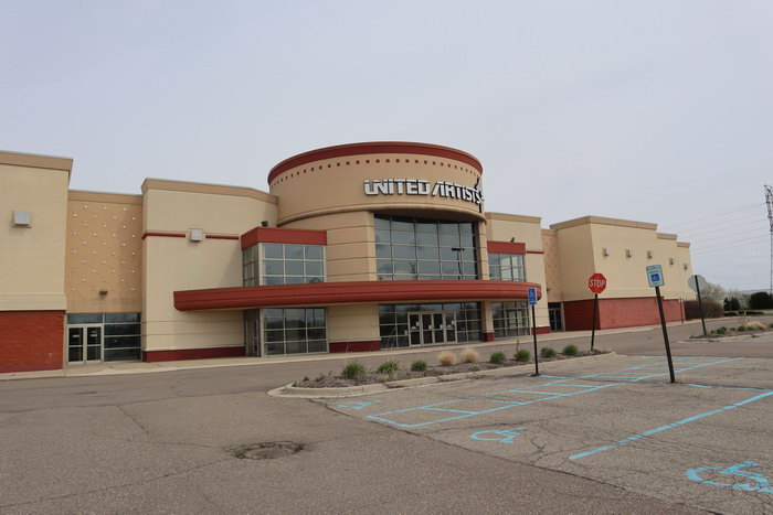 Regal UA Commerce Township - April 2021 (newer photo)